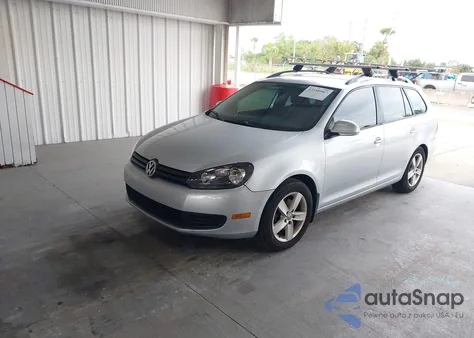 2011 Volkswagen Jetta Sportwagen 2.5L S z USA, uszkodzony, nr VIN 3VWPX7AJ1BM658658